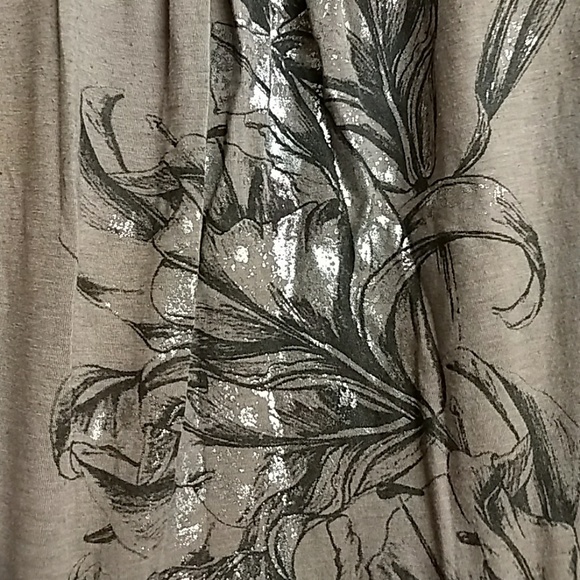 Top - Picture 3 of 3